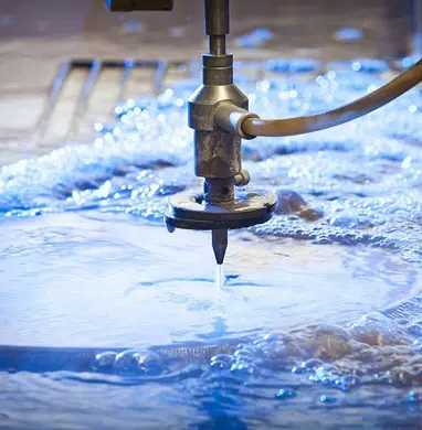 ¿Cómo cortar una placa de acero inoxidable? 2 Corte de acero inoxidable con agua a presión