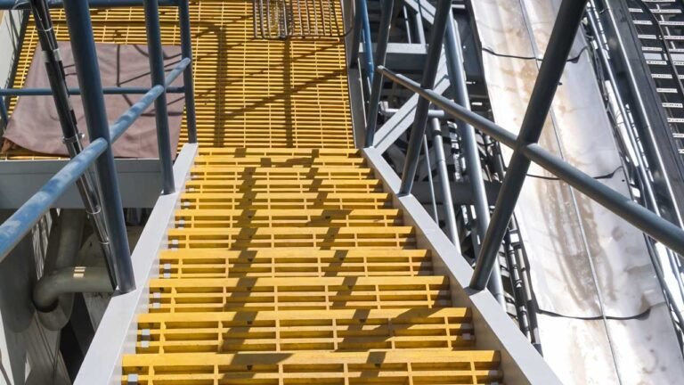 Escalereas de rejilla de fibra de vidrio