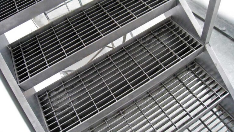 escaleras de rejilla de acero inoxidable