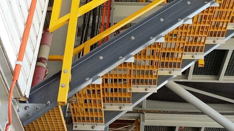 escalones de rejilla de fibra de vidrio