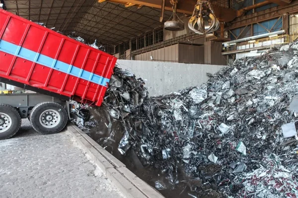camion de reciclado de chatarra